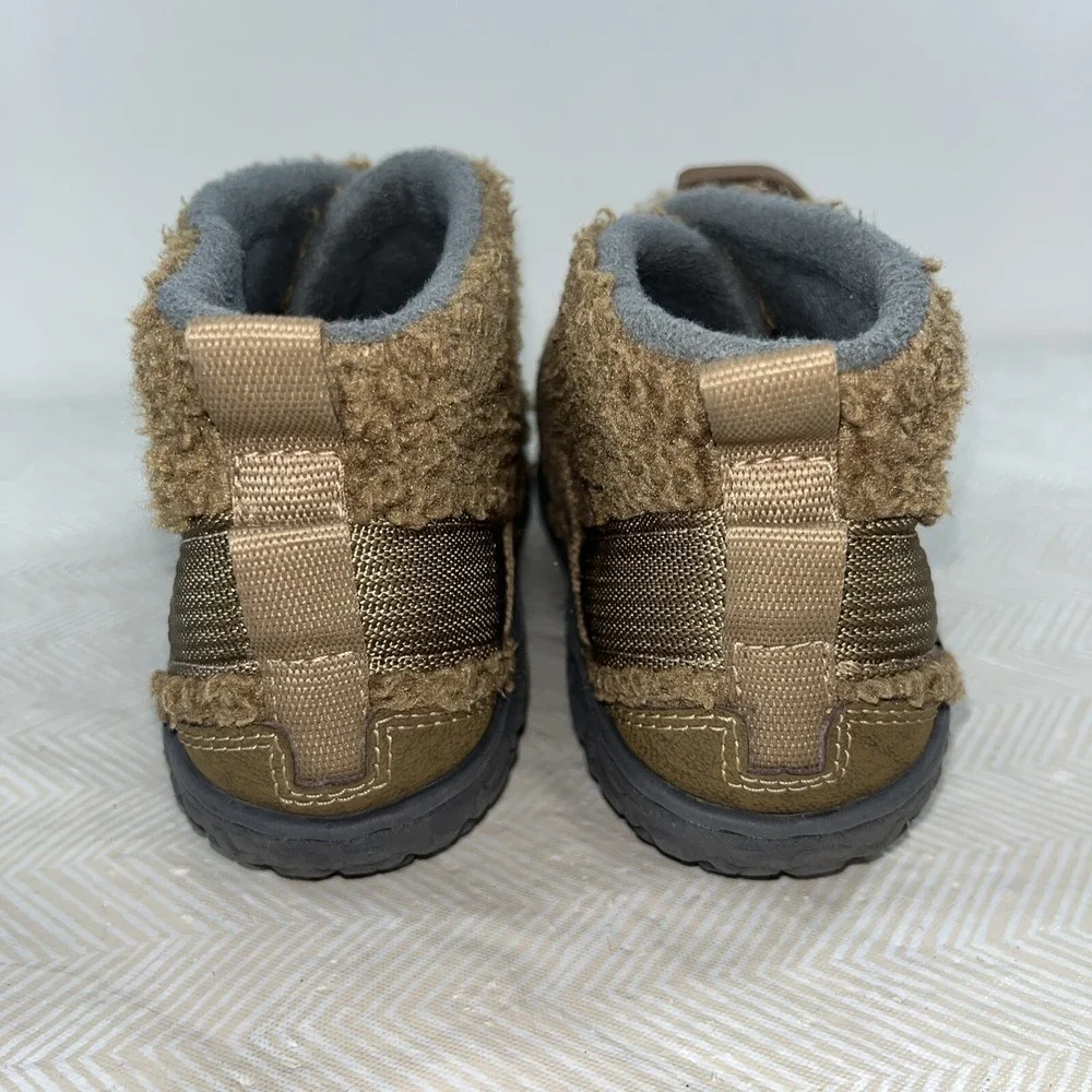 Chaco Ramble Puff Kids Booties Slippers Size 2 EU 33 Trekking Brown Sherpa‎ Warm